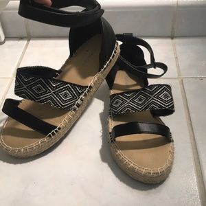 Black sandals espadrilles